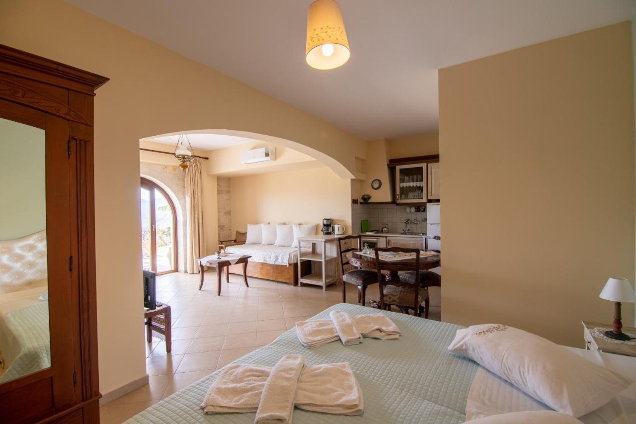 Kritamos Villa & Apartments Камиларион Екстериор снимка