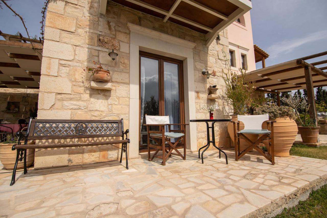 Kritamos Villa & Apartments Камиларион Екстериор снимка
