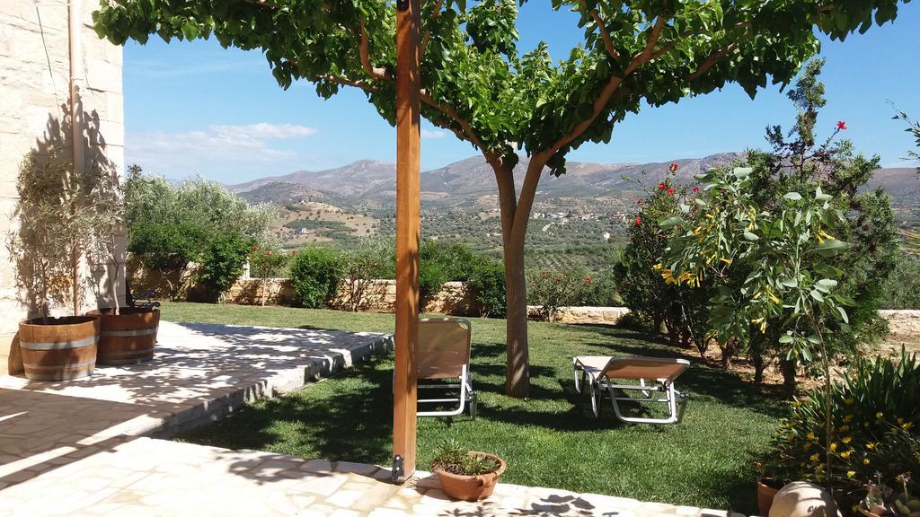 Kritamos Villa & Apartments Камиларион Екстериор снимка