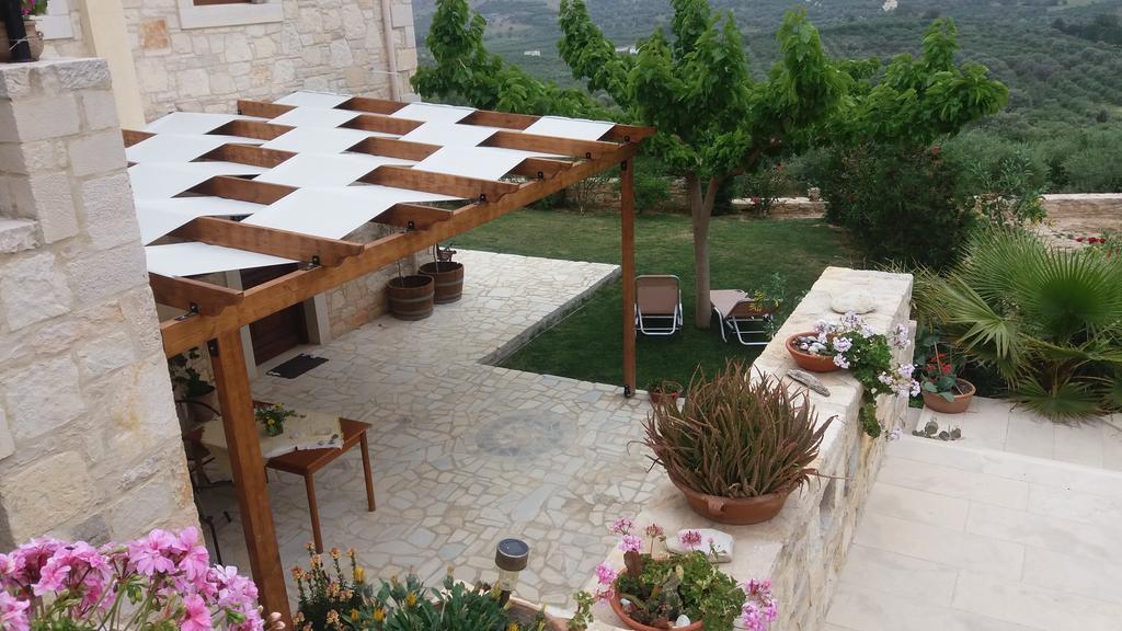 Kritamos Villa & Apartments Камиларион Екстериор снимка